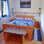 Lejlighed In Starigrad Near Paklenica Park Seline