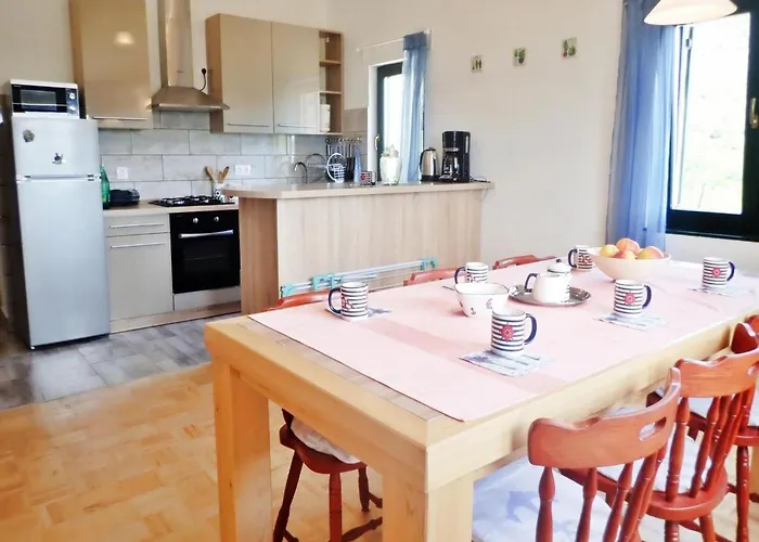 Apartment In Starigrad Near Paklenica Park *