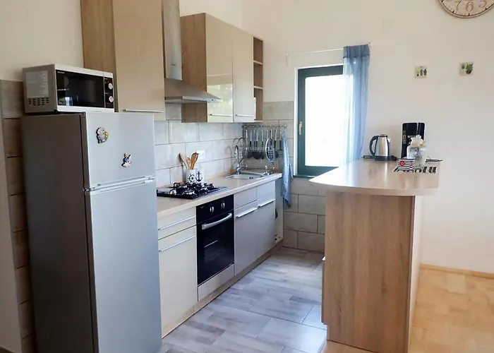 Apartment In Starigrad Near Paklenica Park *